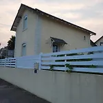 Feriehus L'escale Des Roses