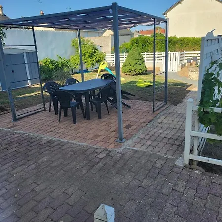 L'escale Des Roses Doué-la-Fontaine